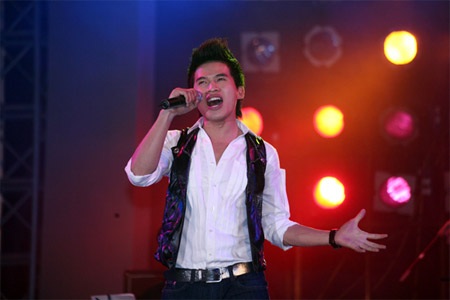 Quốc Thiên: “Tôi không phải là một người trăng hoa” - 2 Quốc Thiên: “Tôi không phải là một người trăng hoa” - 2