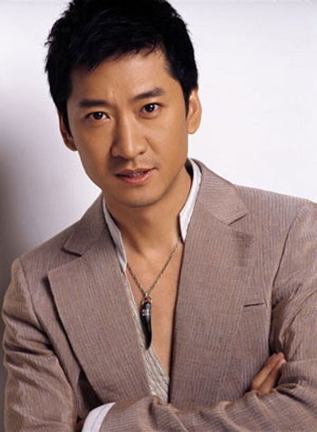 Châu Kiệt bị phạt vì gây tai nạn rồi bỏ chạy - 1 Châu Kiệt bị phạt vì gây tai nạn rồi bỏ chạy - 1