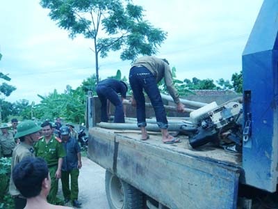 Dùng mắm tôm, trứng thối “tập kích” trạm gác mỏ quặng - 6