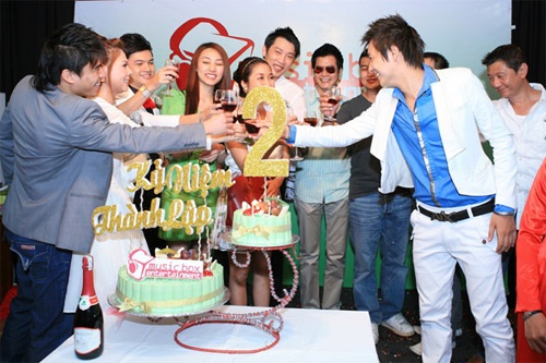 Quang Dũng vẫn sát cánh với “người cũ”  - 7