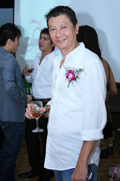 Quang Dũng vẫn sát cánh với “người cũ”  - 4