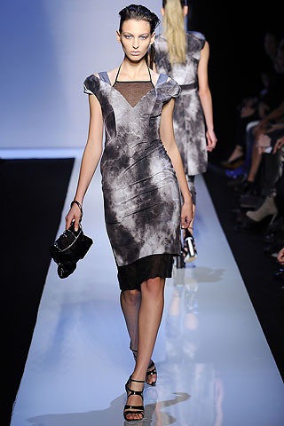 BST xuân hè 2009 Costume National - 11