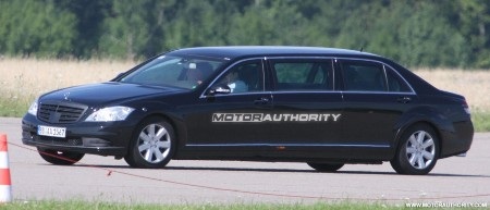 Phiên bản mới của S-Class limousine trên đường thử - 2 Phiên bản mới của S-Class limousine trên đường thử - 2