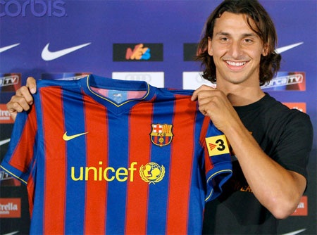 “Ibrahimovic giá trị hơn Kaka và C. Ronaldo” - 1 “Ibrahimovic giá trị hơn Kaka và C. Ronaldo” - 1