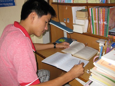 Trần Nhật Tiến: “Đỗ thủ khoa có gì mà lạ”… - 2 Trần Nhật Tiến: “Đỗ thủ khoa có gì mà lạ”… - 2