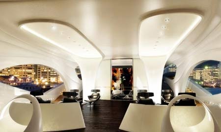 Ngắm 2 siêu du thuyền có hình thù “kỳ quái” - 4 Ngắm 2 siêu du thuyền có hình thù “kỳ quái” - 4