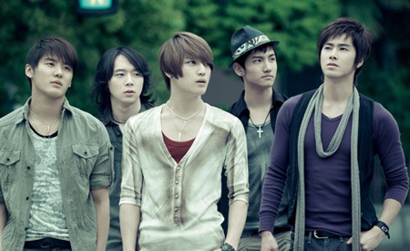 Nhóm nhạc DBSK của Hàn đứng trước nguy cơ tan vỡ - 1 Nhóm nhạc DBSK của Hàn đứng trước nguy cơ tan vỡ - 1