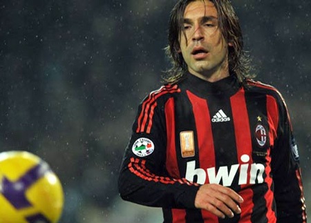 Milan gây khó dễ cho Chelsea vụ Pirlo - 1