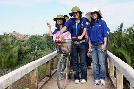 Hoa khôi tuổi teen “vào” phim tài liệu Mùa hè xanh - 5 Hoa khôi tuổi teen “vào” phim tài liệu Mùa hè xanh - 5