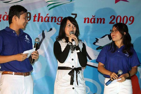 Hoa khôi tuổi teen “vào” phim tài liệu Mùa hè xanh - 15 Hoa khôi tuổi teen “vào” phim tài liệu Mùa hè xanh - 15