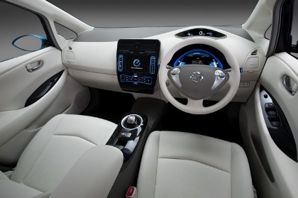 Nissan giới thiệu ô tô chạy điện LEAF - 5 Nissan giới thiệu ô tô chạy điện LEAF - 5