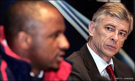 Patrick Vieira sẽ thay Wenger dẫn dắt Arsenal? - 1