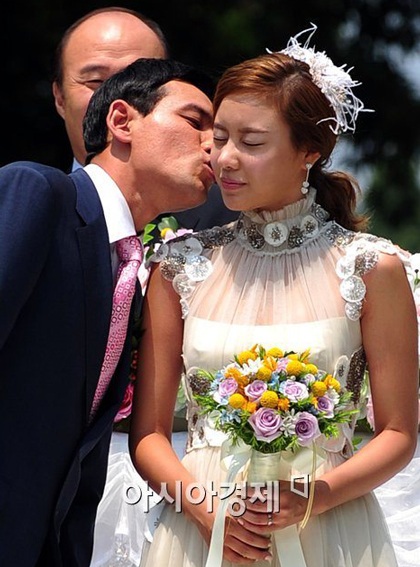 Sự trở lại “ngọt ngào” của Kim Ah Joong - 10 Sự trở lại “ngọt ngào” của Kim Ah Joong - 10