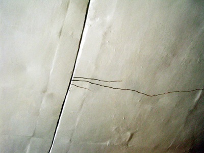 Hàng chục điểm rò rỉ mới trong hầm đường bộ Kim Liên - 7 Hàng chục điểm rò rỉ mới trong hầm đường bộ Kim Liên - 7