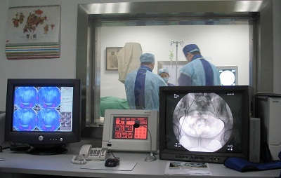 Điều trị ung thư bằng phương pháp thâm nhập huyết quản - 1