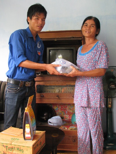 Đoàn sinh viên đạp xe xuyên Việt đã đến đích cuối cùng - 5 Đoàn sinh viên đạp xe xuyên Việt đã đến đích cuối cùng - 5