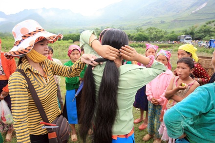 Chùm ảnh: “Hấp hối” những mái tóc thanh xuân - 1