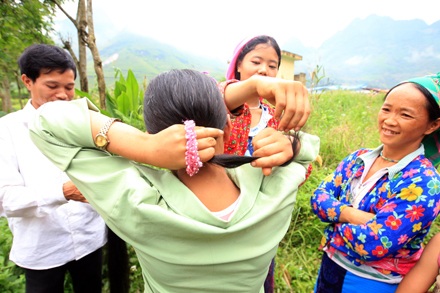 Chùm ảnh: “Hấp hối” những mái tóc thanh xuân - 11