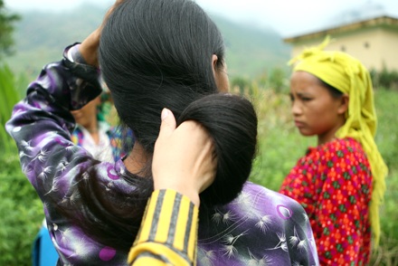 Chùm ảnh: “Hấp hối” những mái tóc thanh xuân - 4