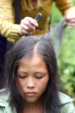 Chùm ảnh: “Hấp hối” những mái tóc thanh xuân - 7