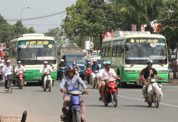 “Bác” quy định cấm quảng cáo trên xe buýt của TPHCM - 1 “Bác” quy định cấm quảng cáo trên xe buýt của TPHCM - 1