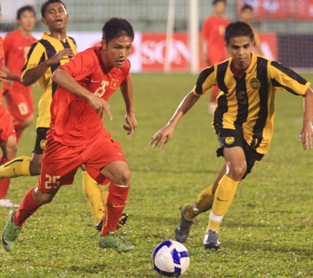 Đánh bại Malaysia, U19 Việt Nam rộng cửa vào bán kết - 1 Đánh bại Malaysia, U19 Việt Nam rộng cửa vào bán kết - 1
