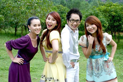 Bằng Cường “kết” ba cô gái Mắt Ngọc - 2