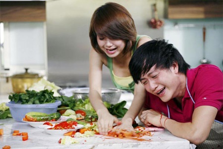 Minh Hằng - Lương Mạnh Hải nói về chuyện… hôn nhau - 1 Minh Hằng - Lương Mạnh Hải nói về chuyện… hôn nhau - 1