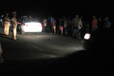 Gặp tai nạn khi không mang mũ bảo hiểm, 5 người thương vong - 1 Gặp tai nạn khi không mang mũ bảo hiểm, 5 người thương vong - 1