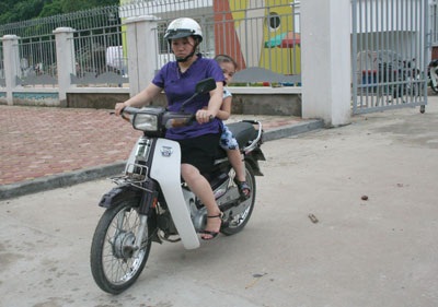 Các trường đóng cửa, phụ huynh nửa mừng nửa lo - 2 Các trường đóng cửa, phụ huynh nửa mừng nửa lo - 2