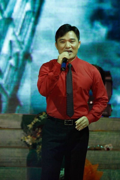 Thanh Thảo hát mừng sinh nhật Quang Dũng - 6 Thanh Thảo hát mừng sinh nhật Quang Dũng - 6
