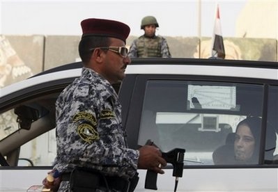 Chùm tin vắn qua ảnh - 2