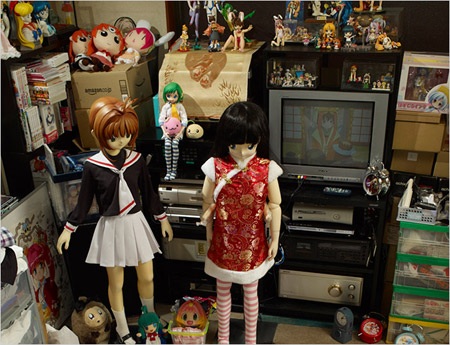 Hội chứng “yêu” đắm đuối... búp bê - 2