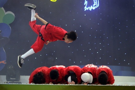 “Đẳng cấp xì tin” lộ diện - 14