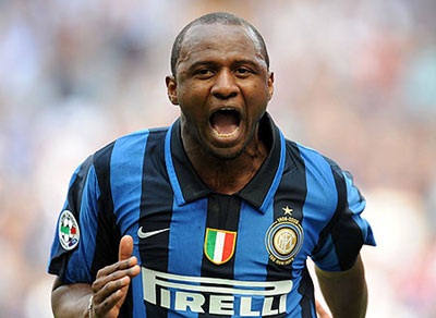 Arsenal thừa nhận "khó nhằn" vụ Vieira - 1