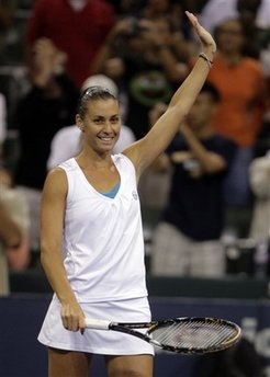 Sharapova bị loại ở bán kết LA Championships - 2 Sharapova bị loại ở bán kết LA Championships - 2