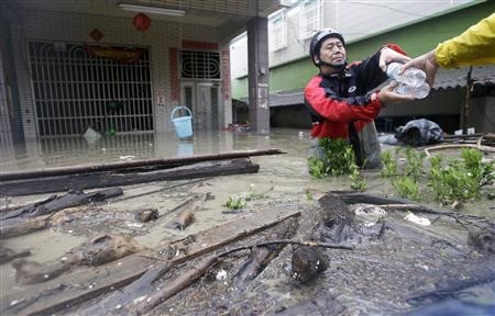 Chùm tin vắn qua ảnh - 2