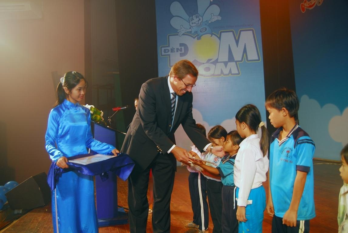 Dutch Lady Việt Nam đổi tên thành FrieslandCampina - 2 Dutch Lady Việt Nam đổi tên thành FrieslandCampina - 2