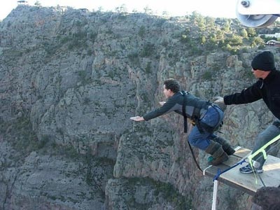 5 địa điểm nhảy Bungee cao nhất thế giới - 9 5 địa điểm nhảy Bungee cao nhất thế giới - 9