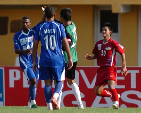 QK4 khó thoát …“cửa tử”? - 2