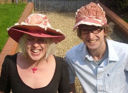 Chùm ảnh: Những sản phẩm khó tin làm từ thịt xông khói  - 7