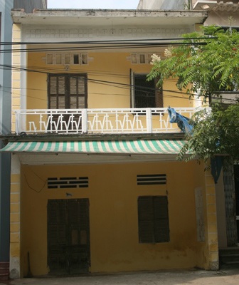 Một bản án dân sự bị tạm đình chỉ kiểu “vô thời hạn” - 1