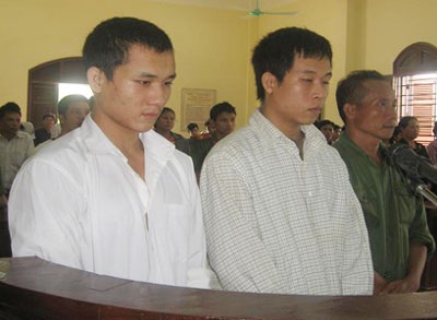 Giết người thân, ba bố con cùng lĩnh án - 1 Giết người thân, ba bố con cùng lĩnh án - 1
