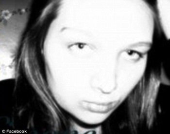 Hai nữ sinh Anh chết tức tưởi vì bị bạn “tẩy chay” - 1 Hai nữ sinh Anh chết tức tưởi vì bị bạn “tẩy chay” - 1