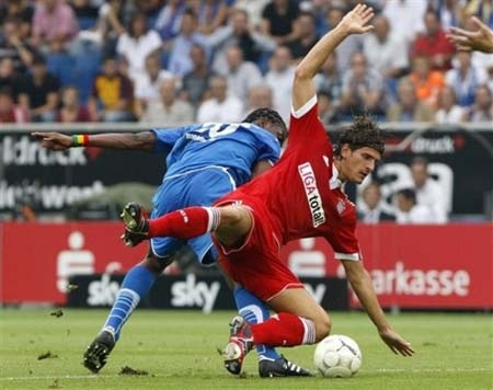 Nóng bỏng derby nước Đức - 1 Nóng bỏng derby nước Đức - 1