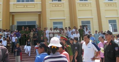 Nguyên GĐ Nông trường sông Hậu bị tuyên 8 năm tù - 2 Nguyên GĐ Nông trường sông Hậu bị tuyên 8 năm tù - 2