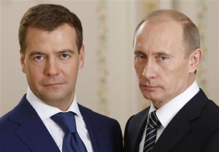 Chùm ảnh: Tình thân đặc biệt Putin - Medvedev - 7