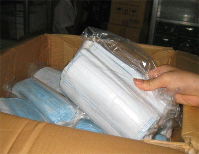 Nhiều cửa hàng bán khẩu trang không rõ nguồn gốc - 2 Nhiều cửa hàng bán khẩu trang không rõ nguồn gốc - 2