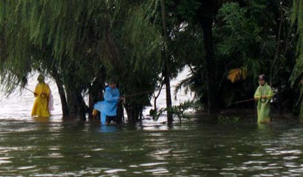 Công nghệ săn “khủng long” Hồ Tây - 1 Công nghệ săn “khủng long” Hồ Tây - 1