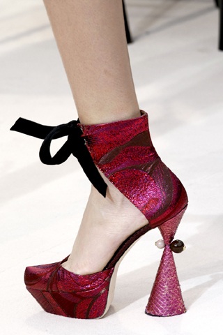 BST giày dép, túi xách Louis Vuitton - 27